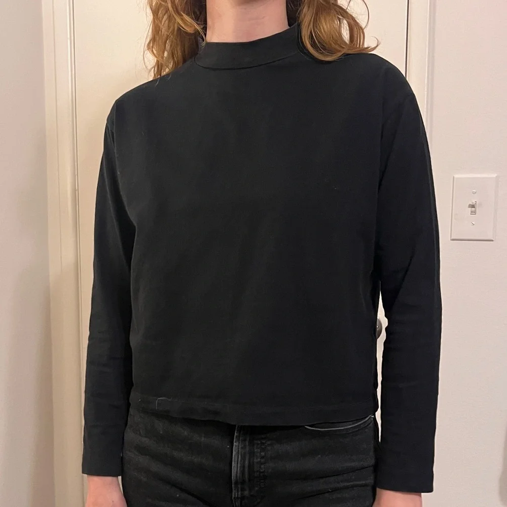 KOTN Black Long Sleeve Women's Mockneck - Picture 4 of 4